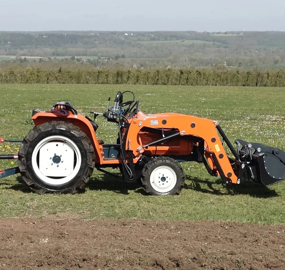 Micro-tracteur Kubota avec chargeur frontal